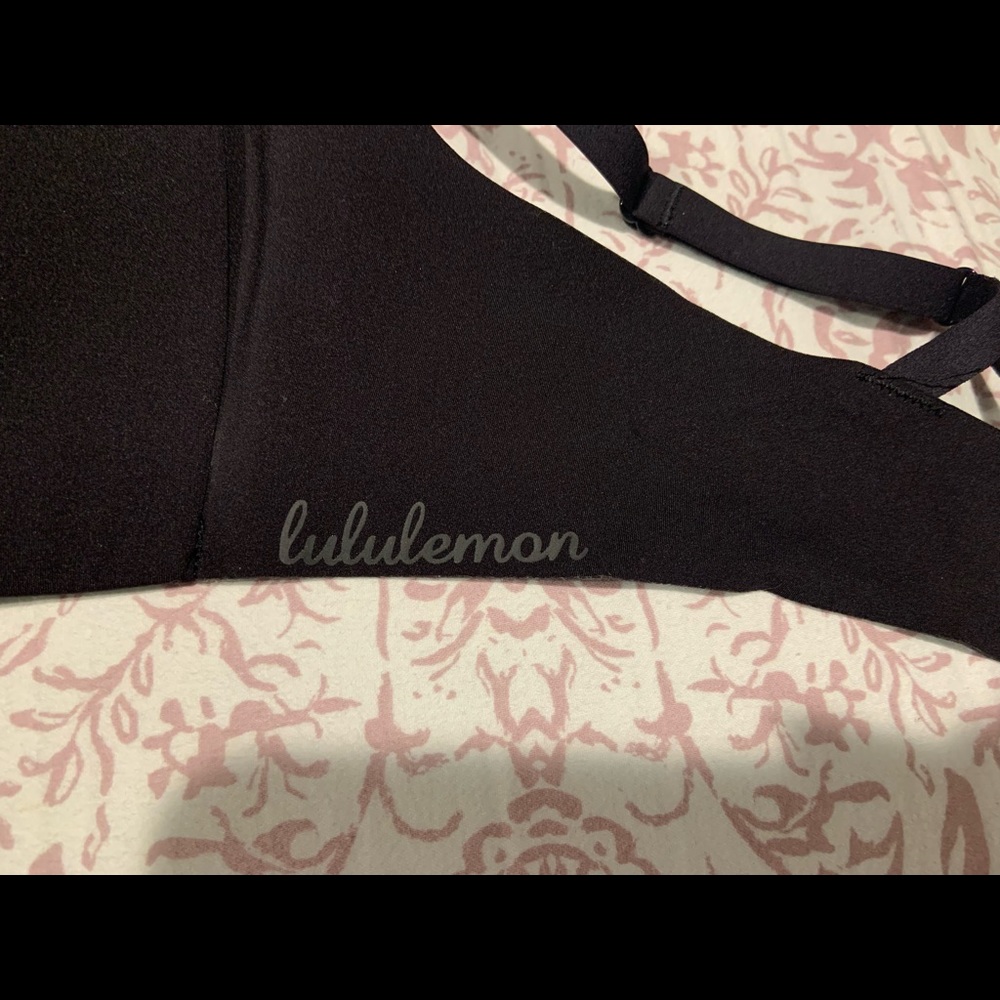 Lululemon bra